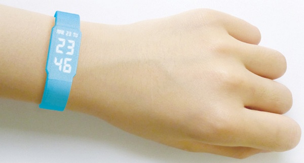 usb_watch2_cr.jpg