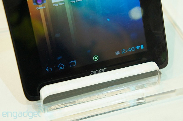 Acer_Iconia_TabA110_03.jpg