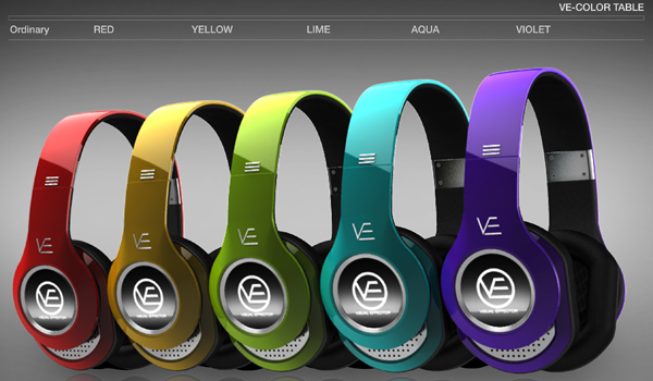 Amazing_Headphones_05.jpg