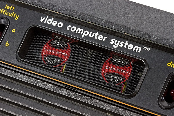 Atari_2600_2.jpg