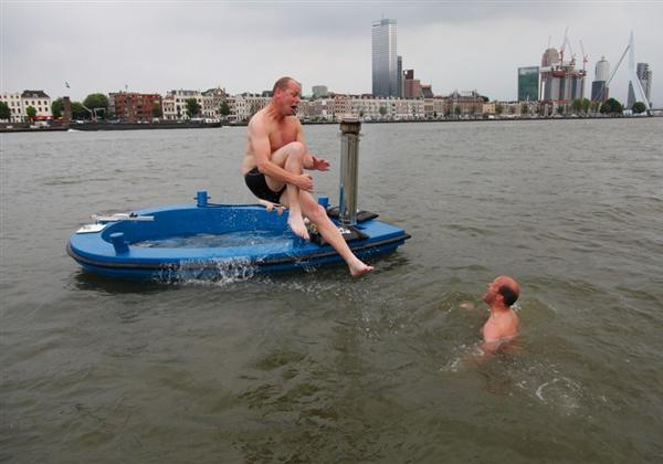 HotTug_2.jpg