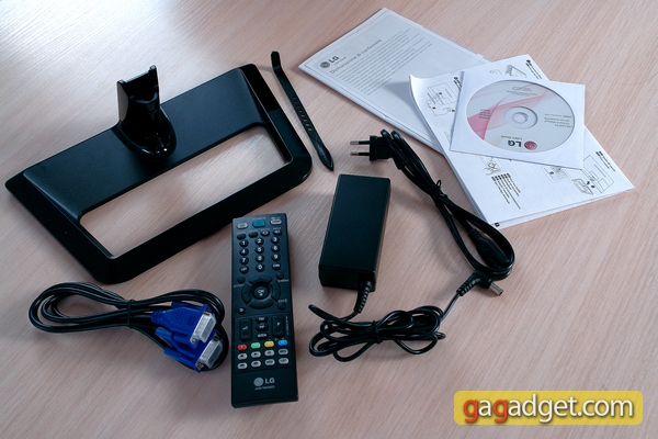 LG_M2352D_02.jpg