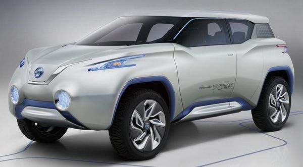 Nissan_Terra_6.jpg