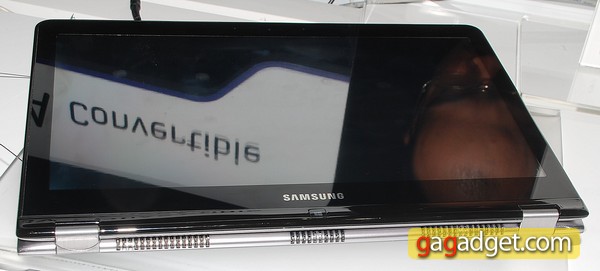 SamsungFoldableUltrabookSeries5_11.jpg