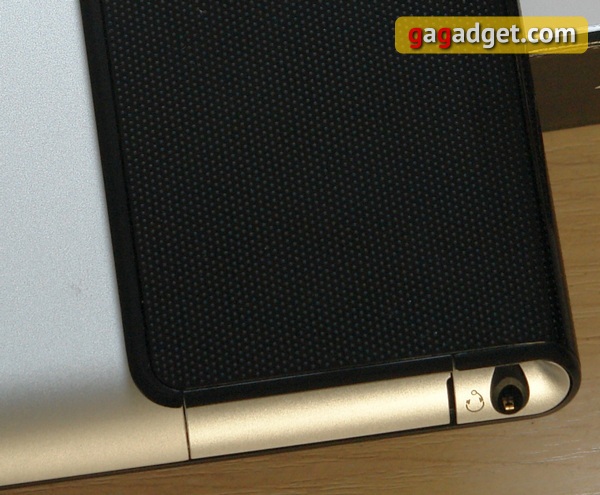 Sony_XPERIA_Tablet_S__7_.jpg