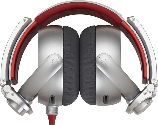 Sony_X_3.jpg