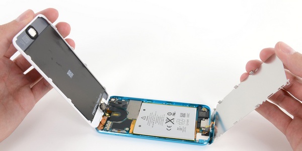 iFixit_iPod_touch_5G_10.jpg
