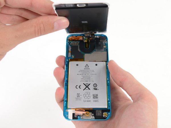 iFixit_iPod_touch_5G_11.jpg