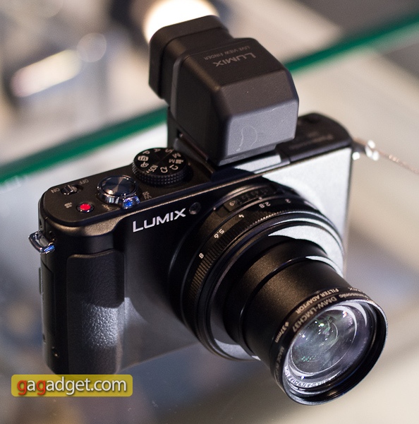 lumix-lx7-2.jpg