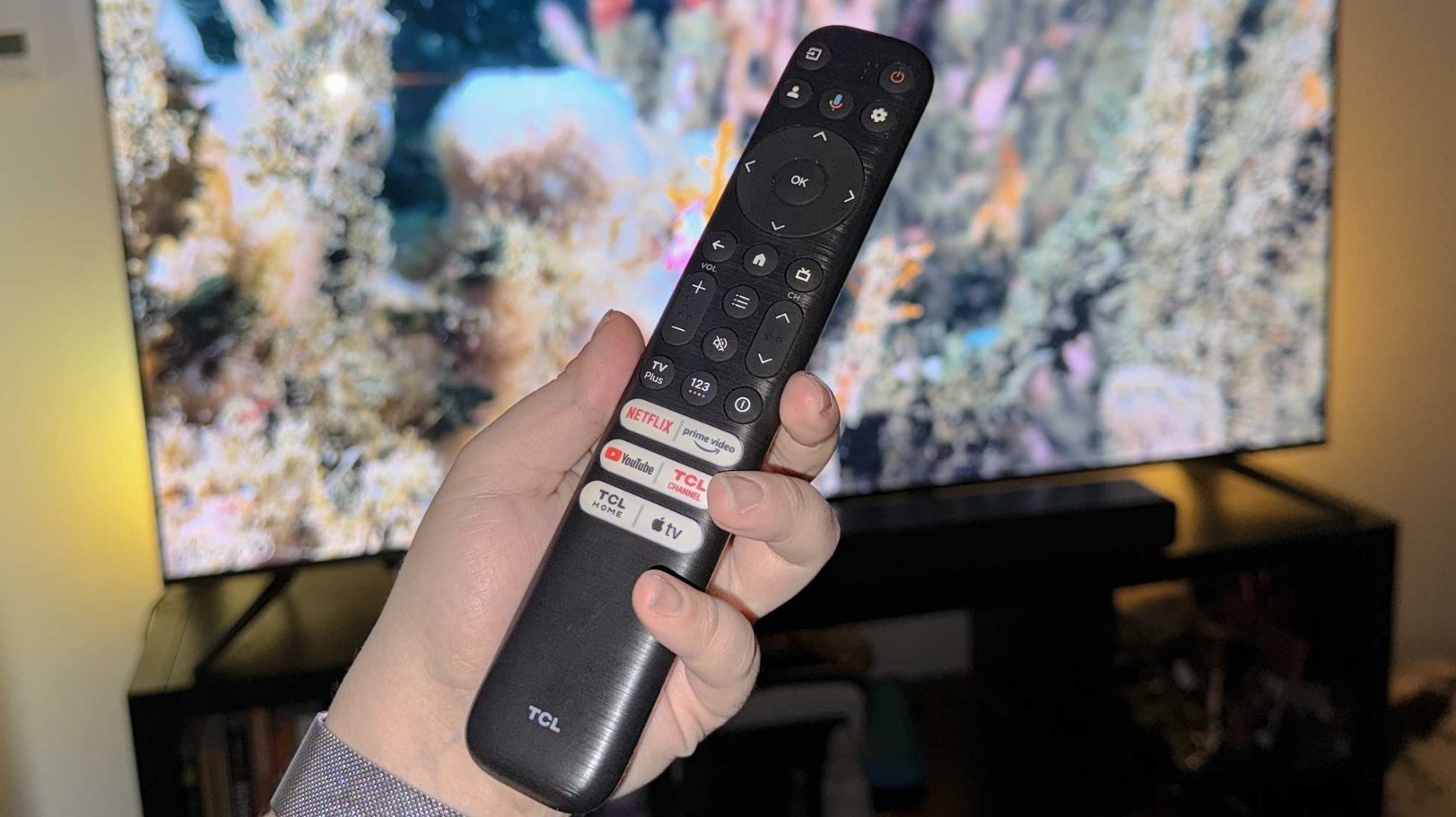 Téléviseur 4K QLED TCL de 55 pouces de la série Q65, abordable
