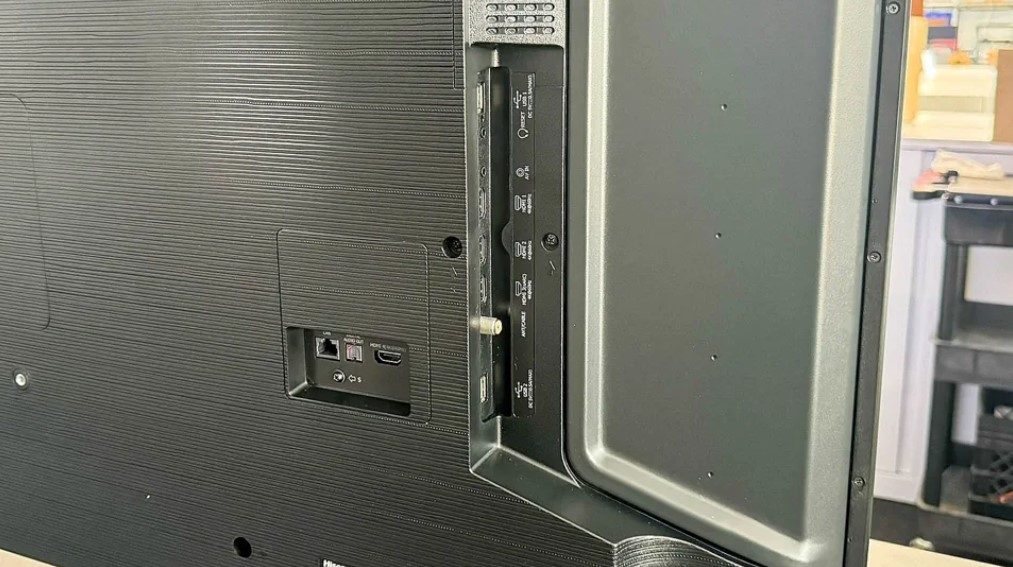 Télévision 4K abordable Hisense 55 pouces série U6N Mini-LED