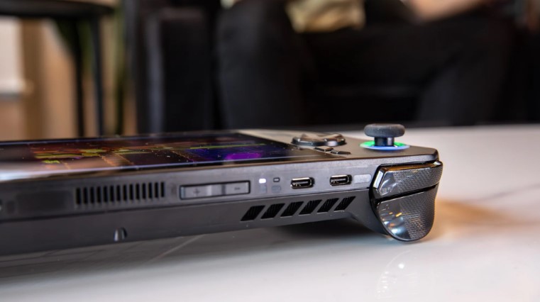 Ordinateur de jeu portable ASUS ROG Ally X