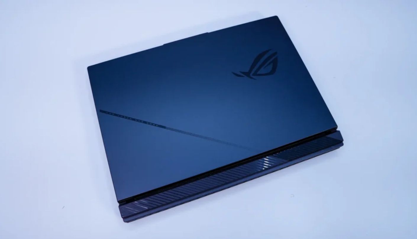 ASUS ROG Strix G16 (2025) best value gaming laptop