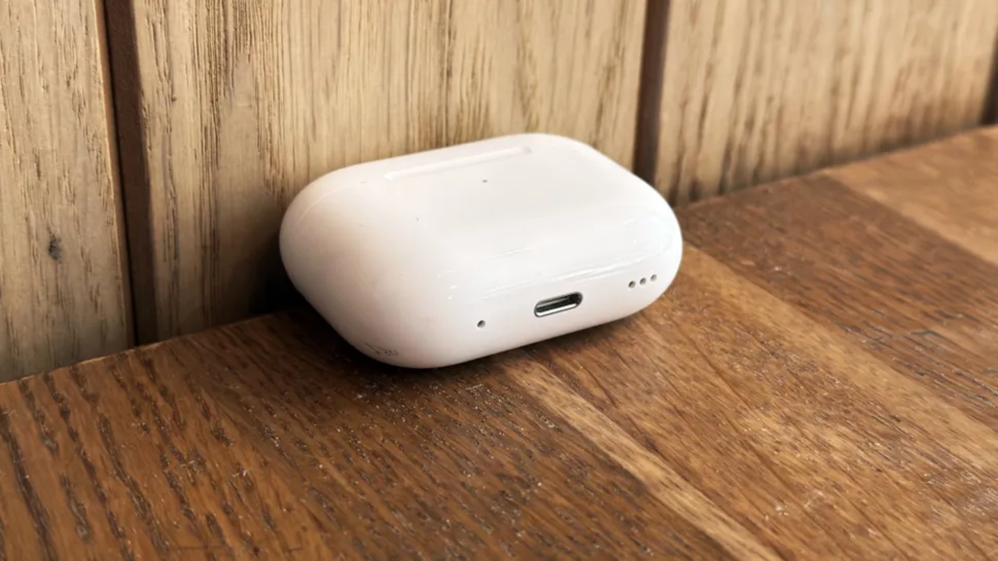 Apple AirPods Pro (2nd Generation) noise cancelling earbuds for commuting