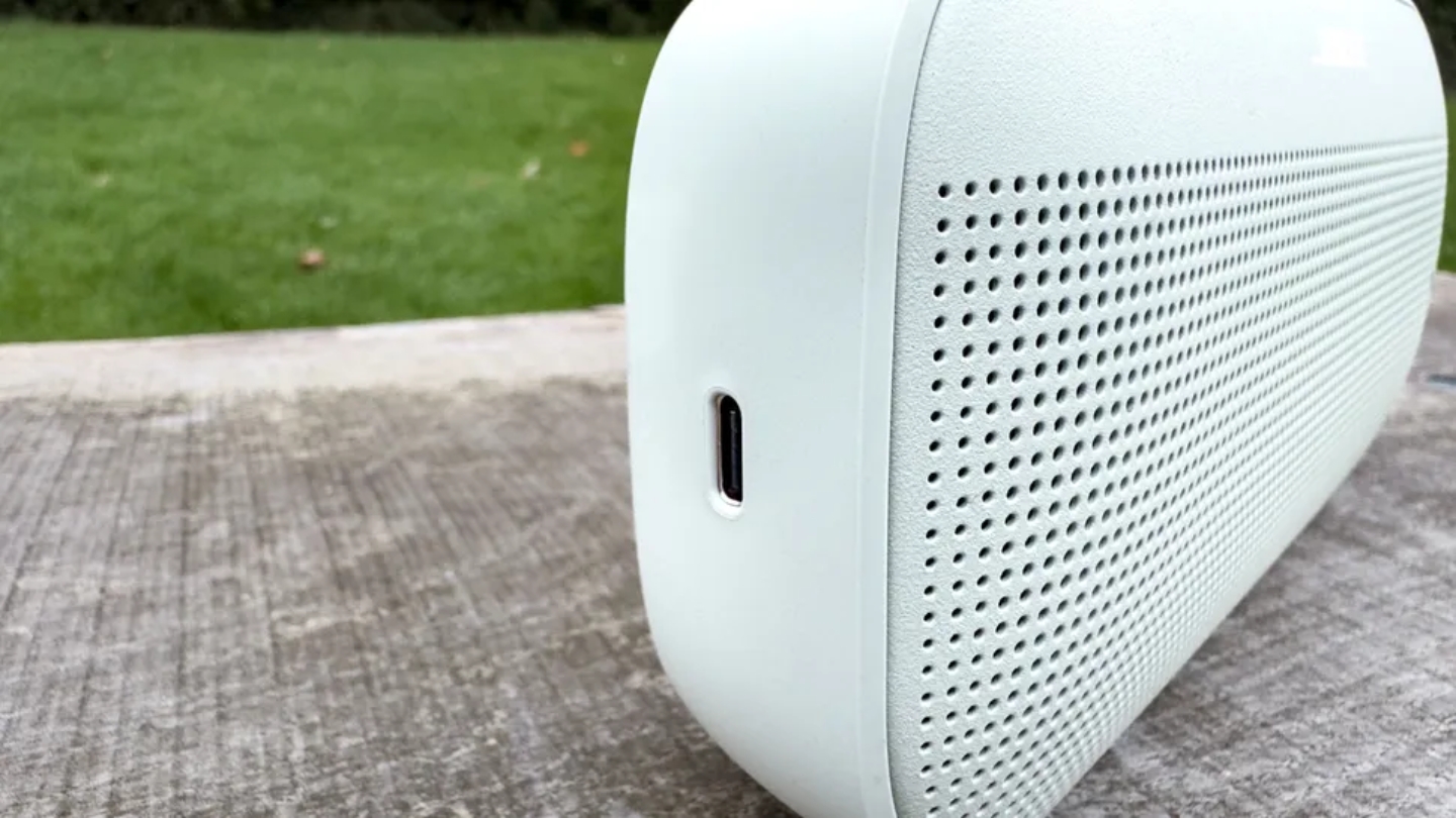Bose SoundLink Flex (2nd Gen) durable wireless speaker for travel