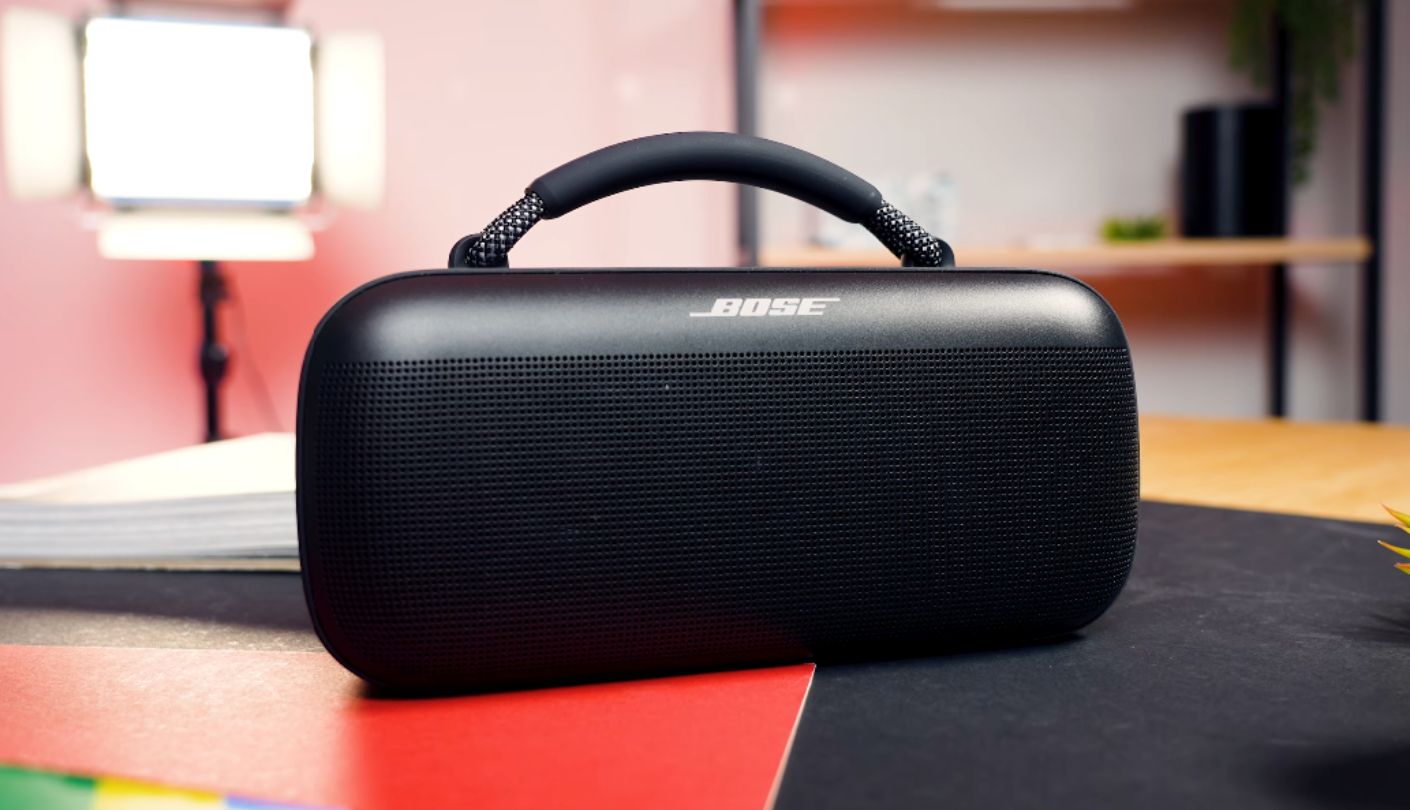 Bose SoundLink Max bluetooth speaker for backyard