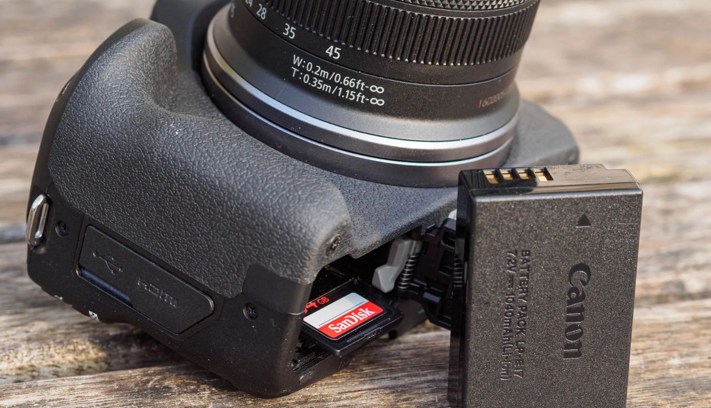 Canon EOS R50 beginner YouTube camera