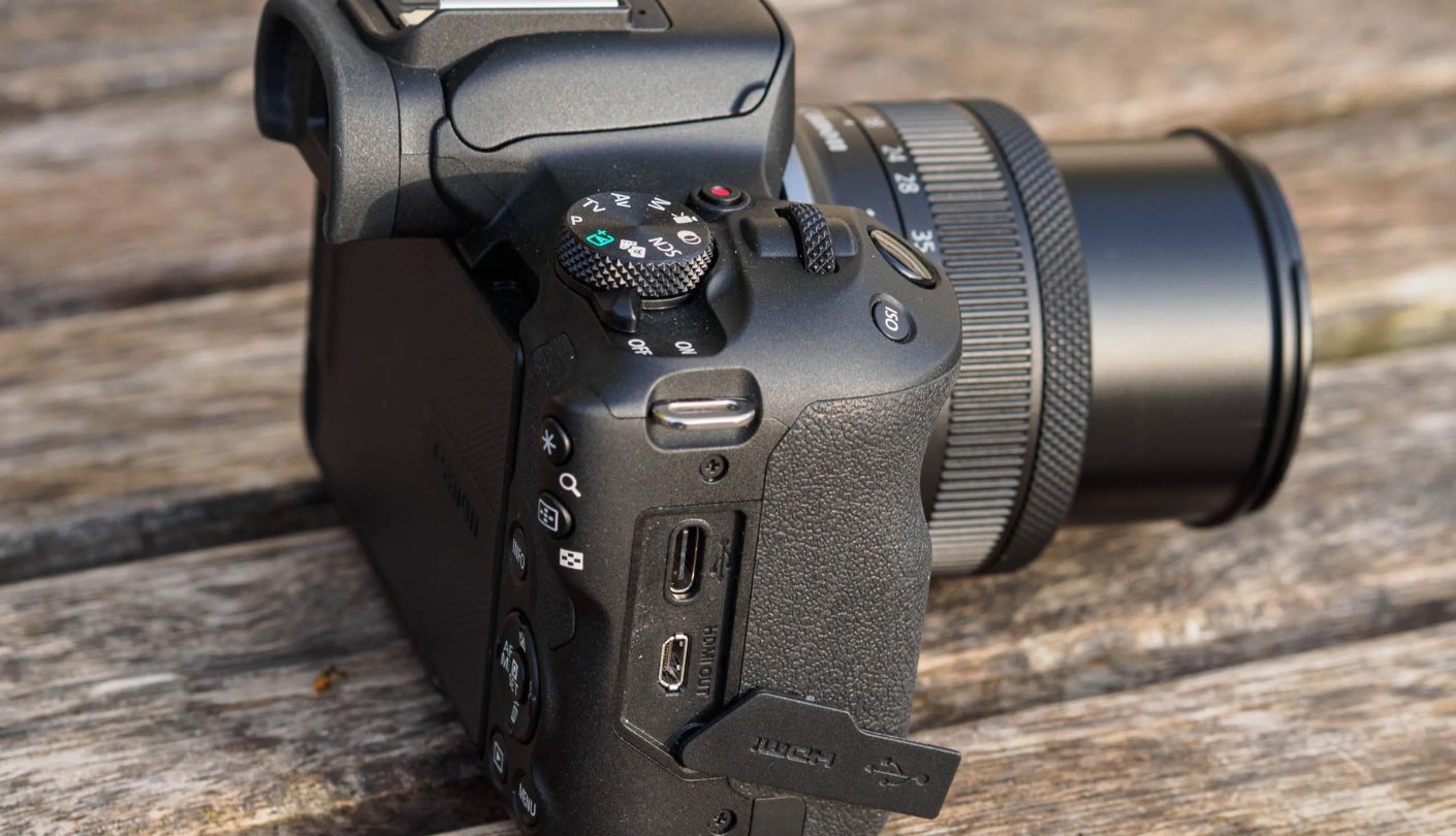 Canon EOS R50 digital camera for kids