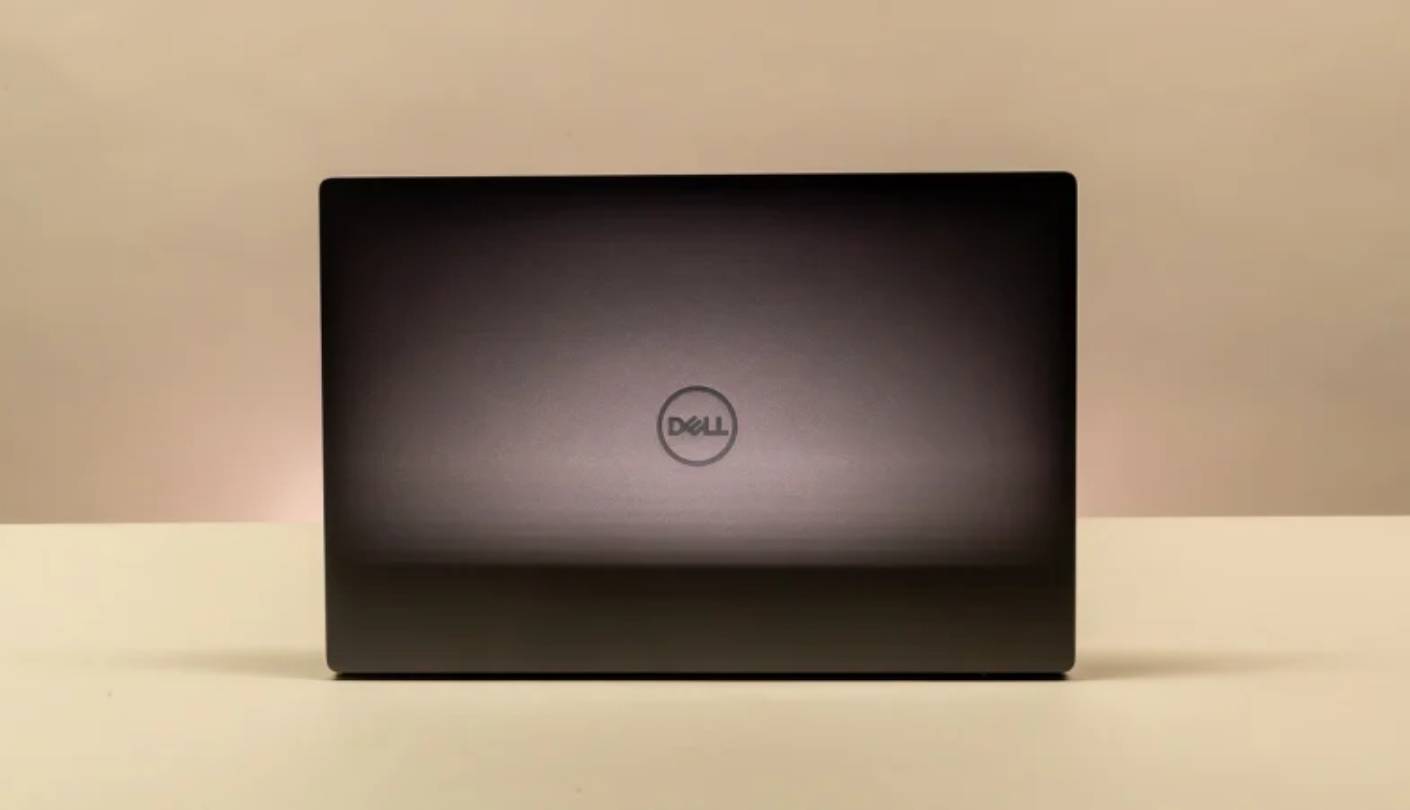 Dell XPS 13 9345 laptop long battery life
