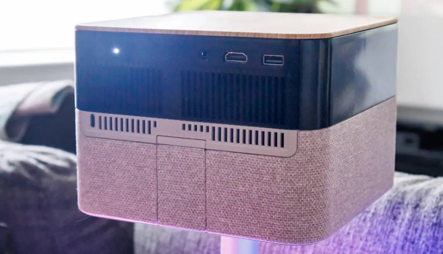 Epson Lifestudio Flex Plus short throw projector home cinema