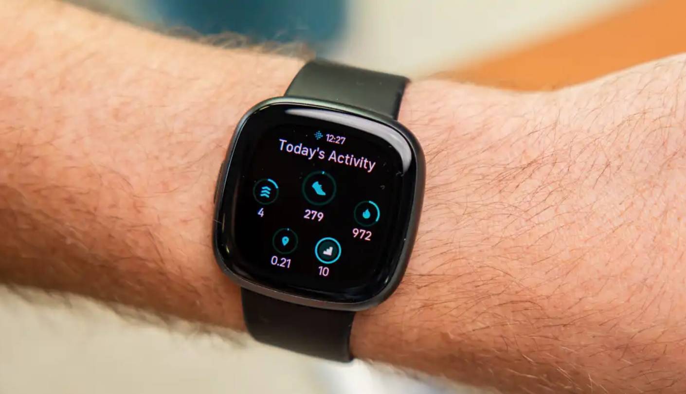 Fitbit Versa 4 budget smartwatch with GPS