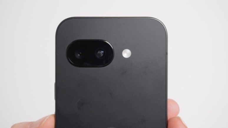 Phone (3a) vs Pixel 9a comparison
