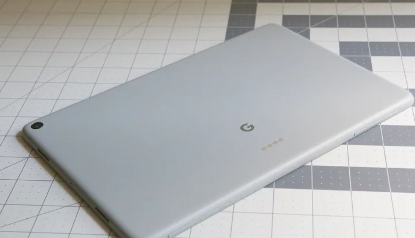 Google Pixel large screen tablet for seniors