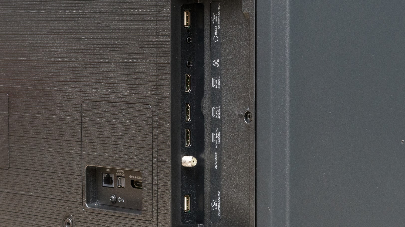Hisense TV de chambre de 43 pouces série A7N 4K