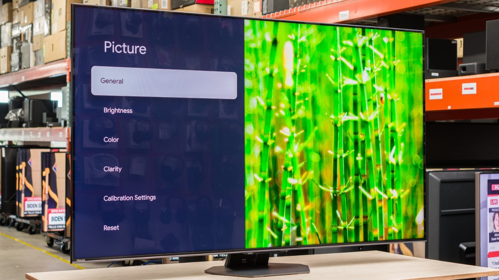 Hisense U8N ULED 4k smart tv under 1000