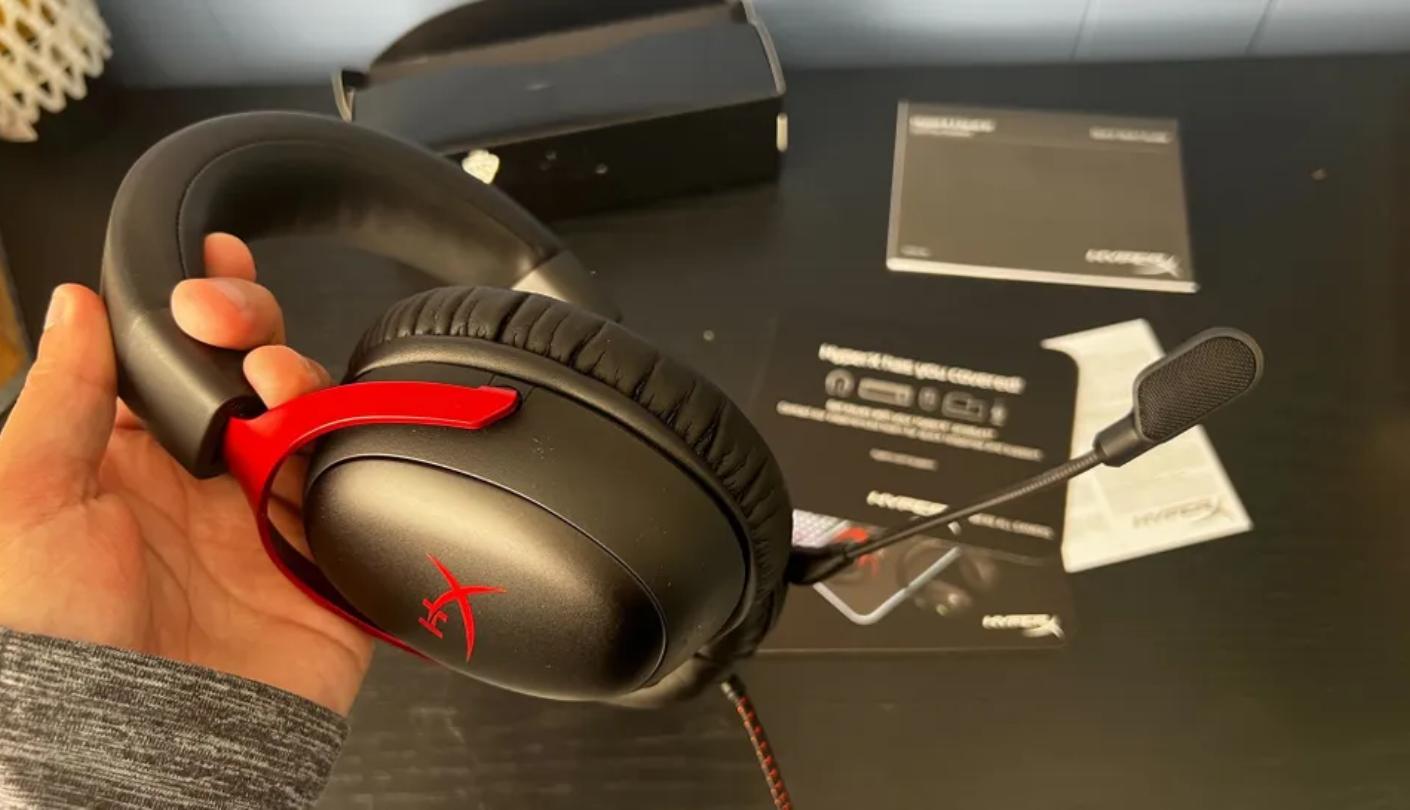 HyperX Cloud III Wired gaming headset with mic