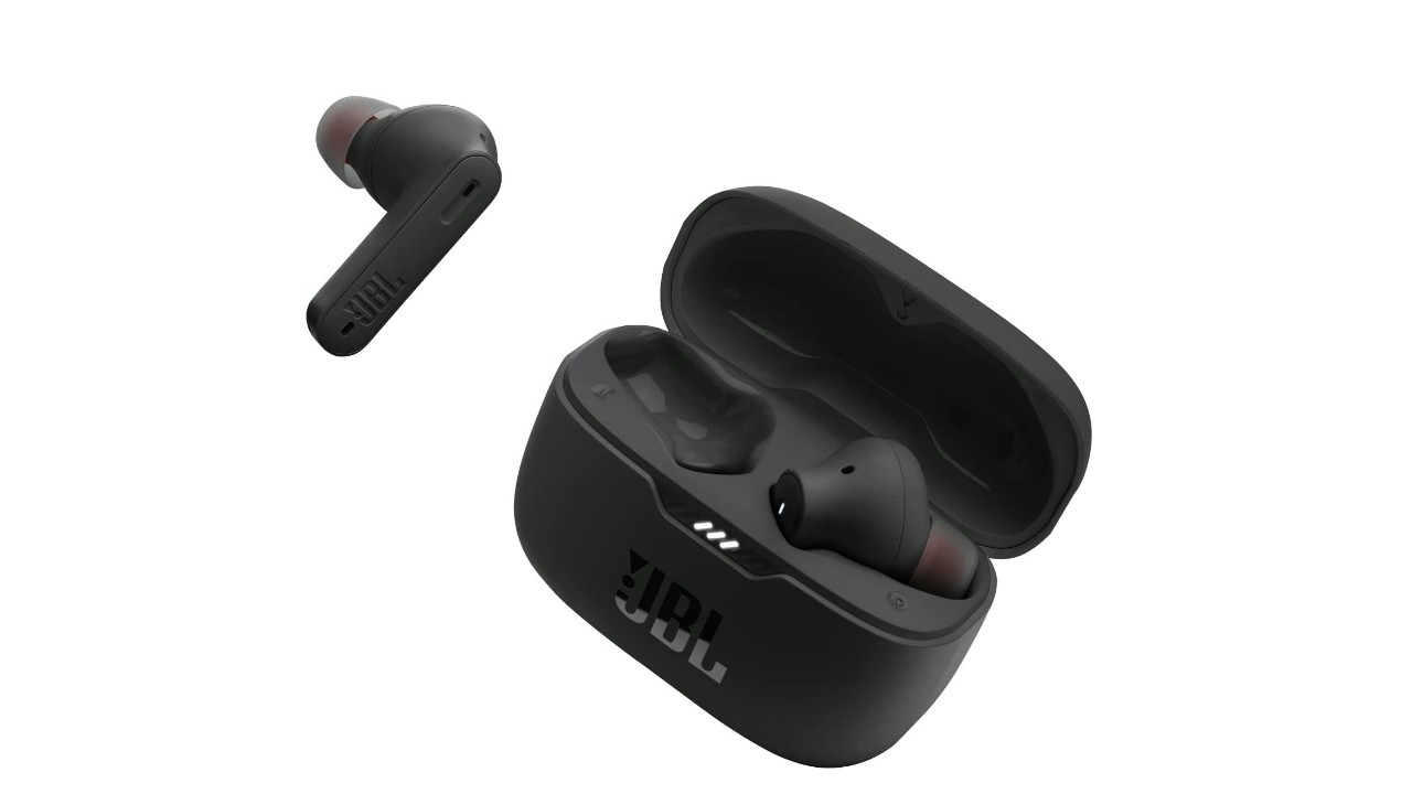 JBL Tune 230NC TWS best noise canceling earbuds for android