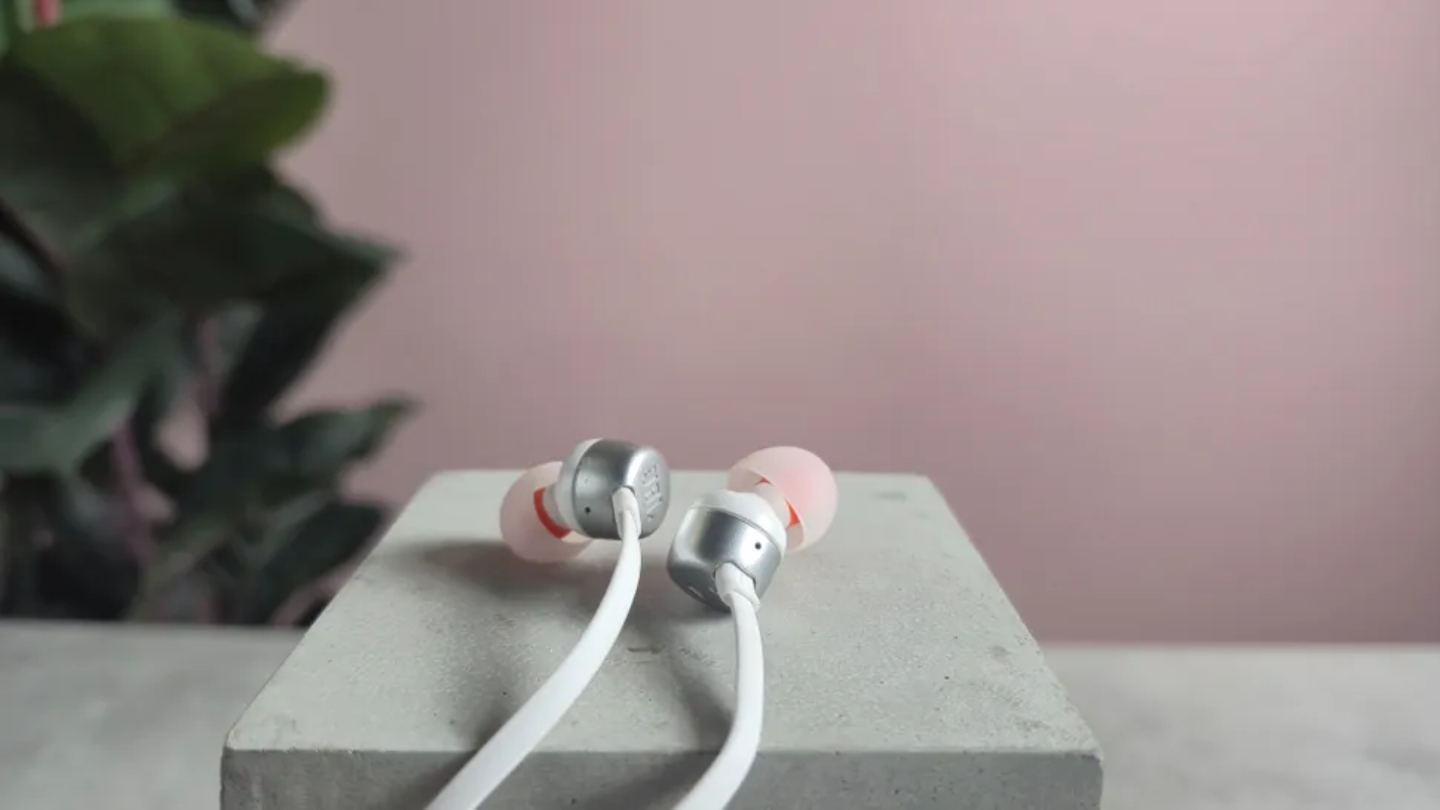 JBL Tune 310C USB-C headphones Android compatible