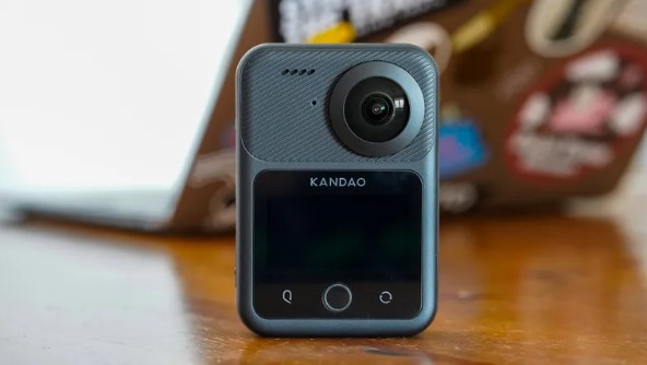 Kandao QooCam 3 Ultra 360 video camera action