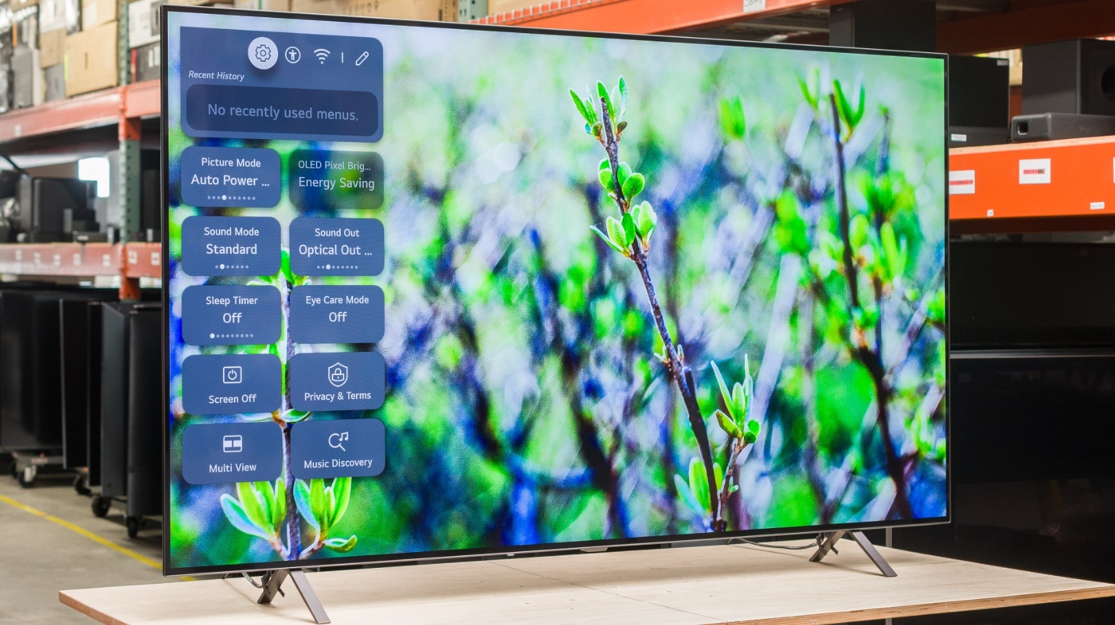 LG B4 OLED 4k tv under 1000