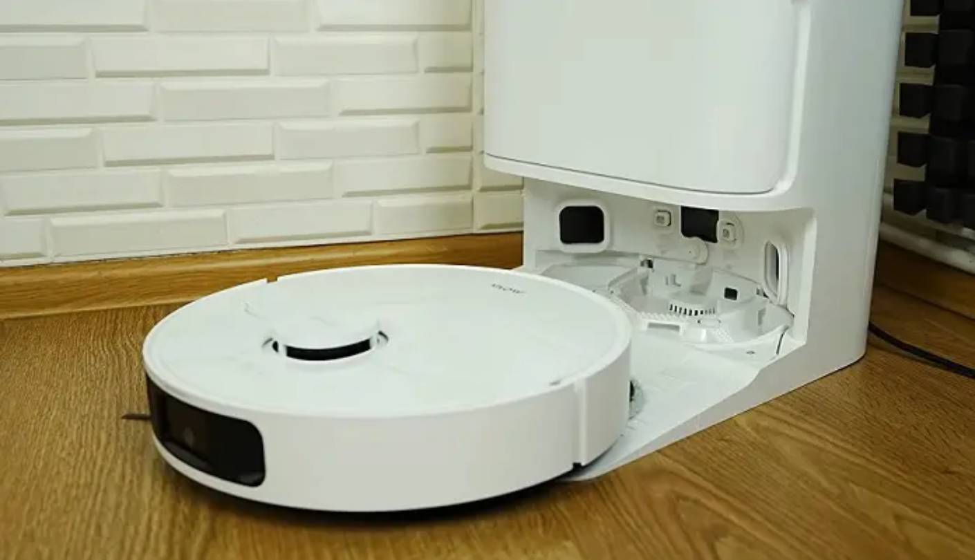 MOVA E40 Ultra robot vacuum cleaner budget pick
