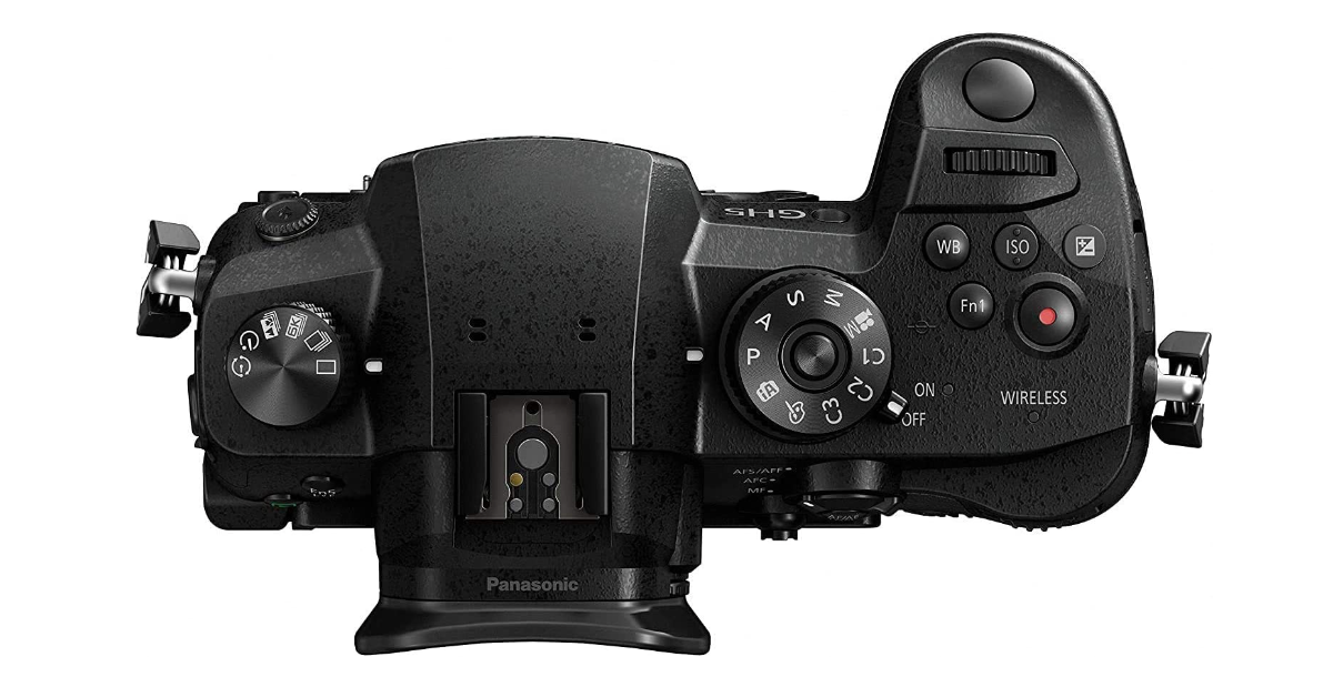 Panasonic LUMIX GH5 best camera for journalists