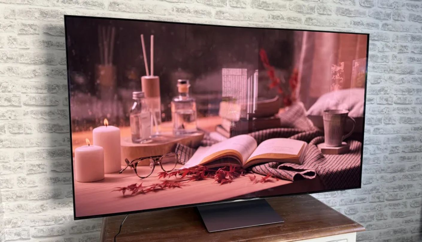 Samsung S90F OLED 55 inch TV for gaming