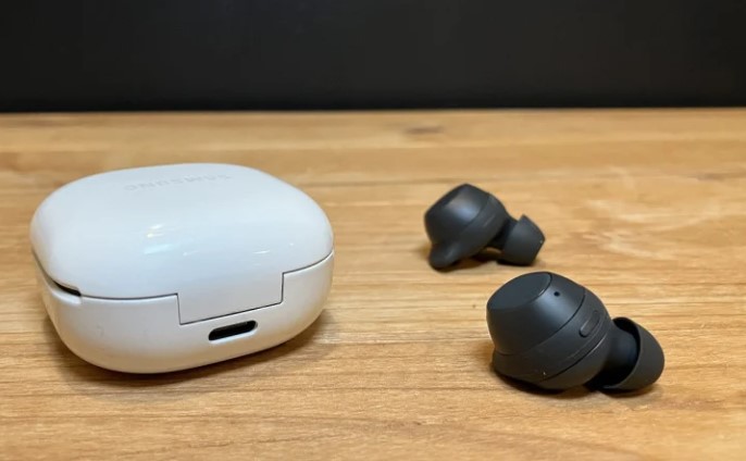 Oreillettes de traduction linguistique Samsung Galaxy Buds FE