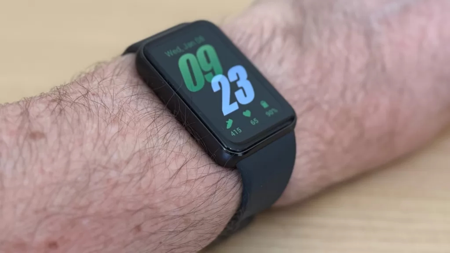 Samsung Galaxy Fit 3 activity tracker for distance running