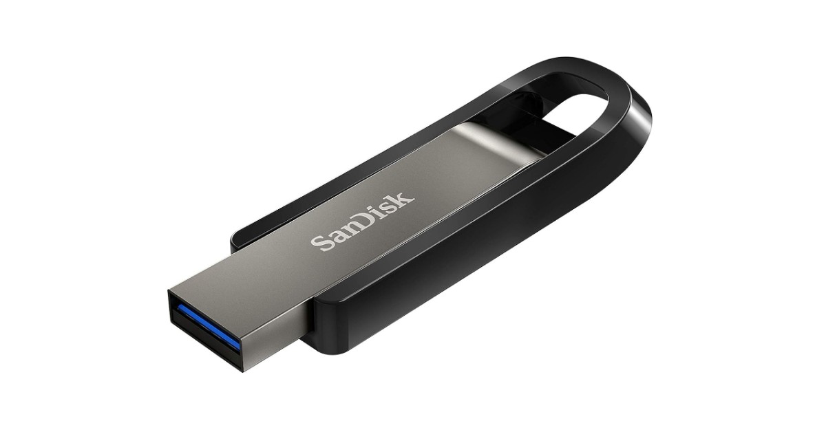 SanDisk 64GB Extreme Go usb for dj