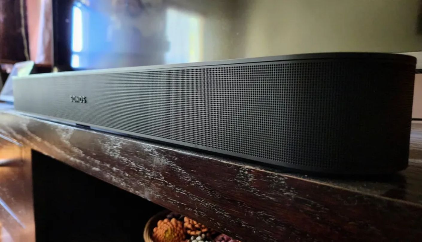 Sonos Beam Gen 2 soundbar for small room