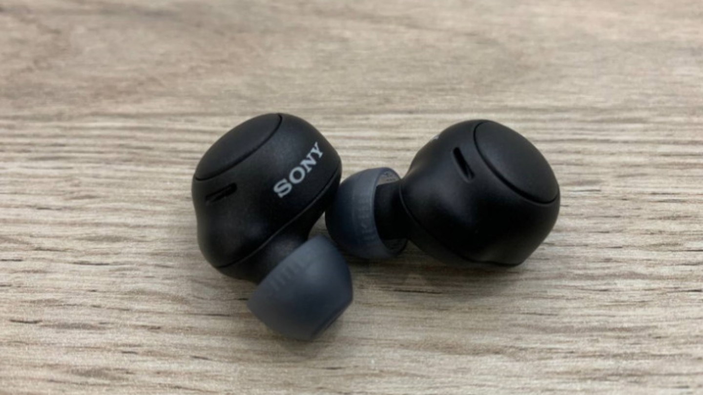 Sony WF-C500 earbuds under 100 dollars