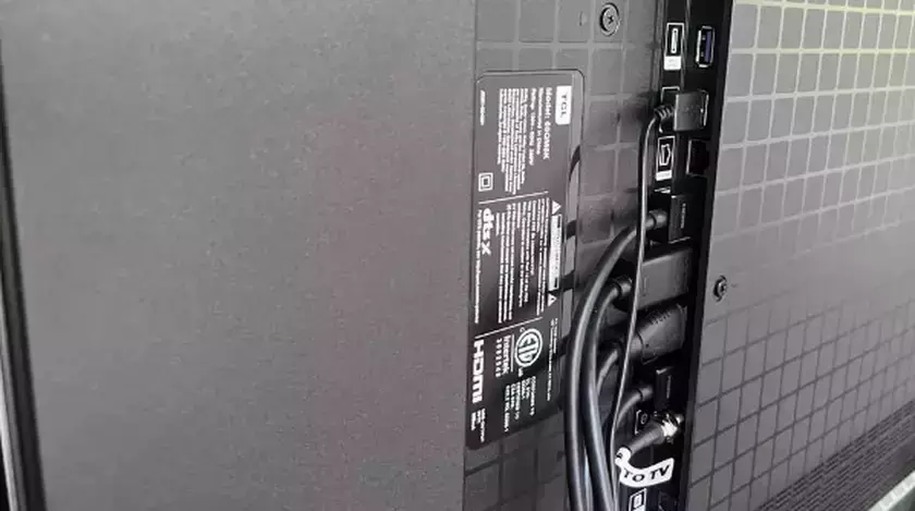 TCL QM8K smart TV for streaming