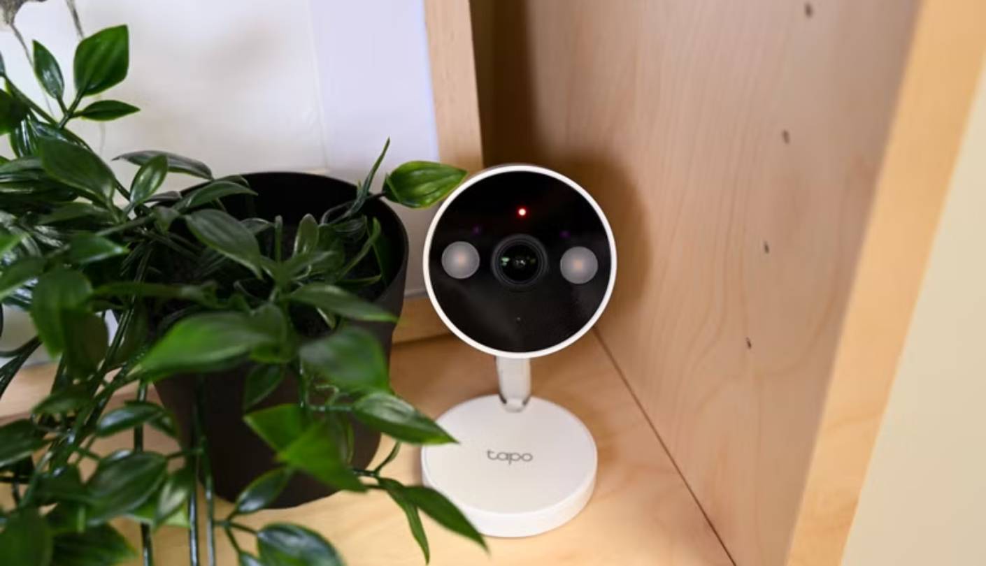 TP-Link Tapo C120 wireless apartment camera