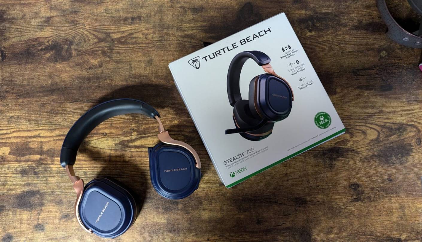 Turtle Beach Stealth 700 Gen 3 headset for PC gaming wireless