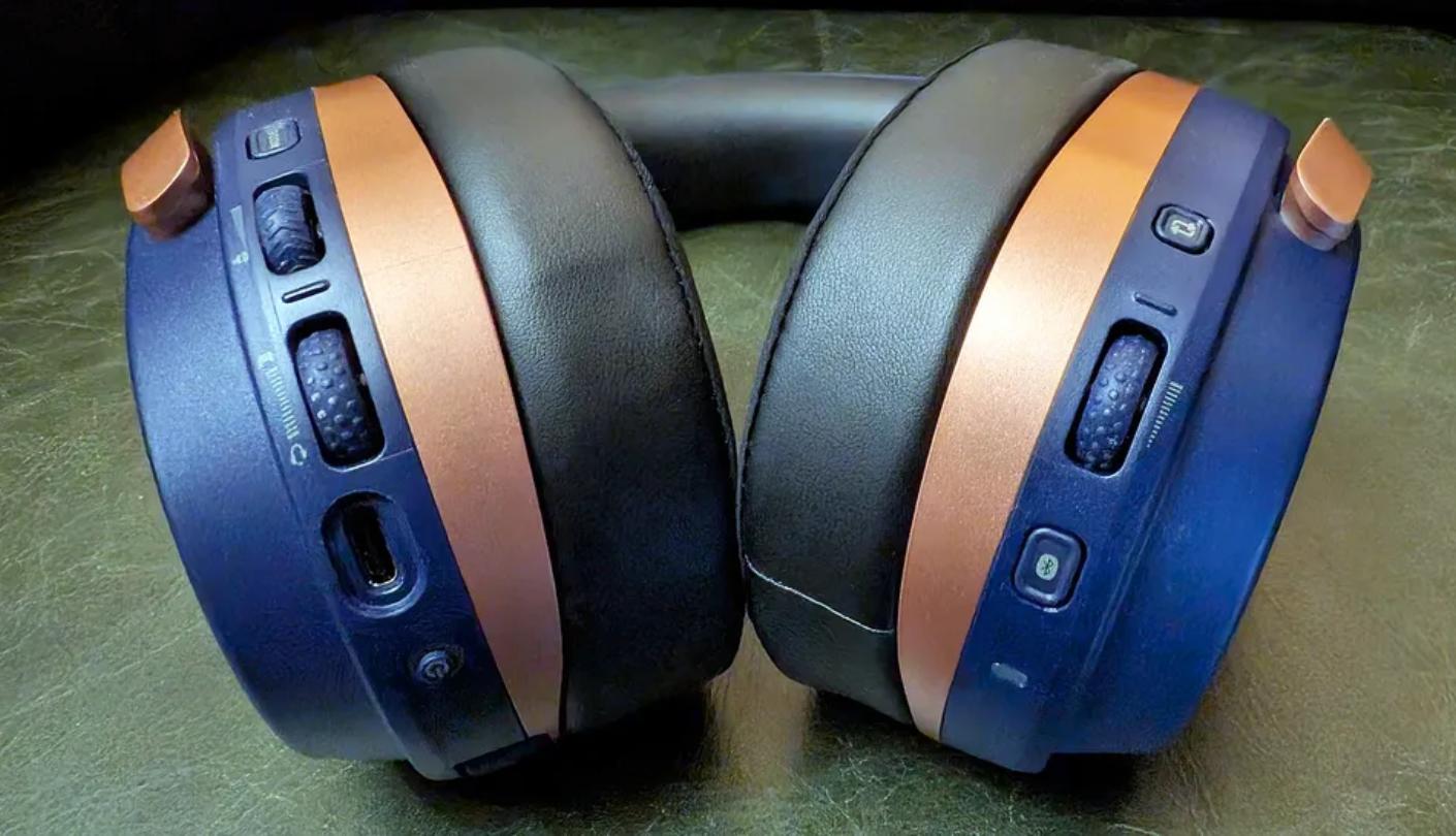 Turtle Beach Stealth 700 Gen 3 gaming headset