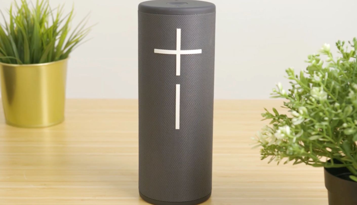 Ultimate Ears MEGABOOM 4 bluetooth speaker for backyard