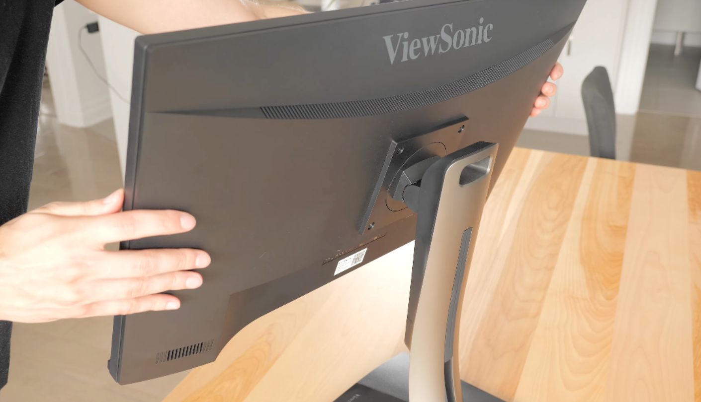 ViewSonic VP2756-4K 27 inch monitor for home office