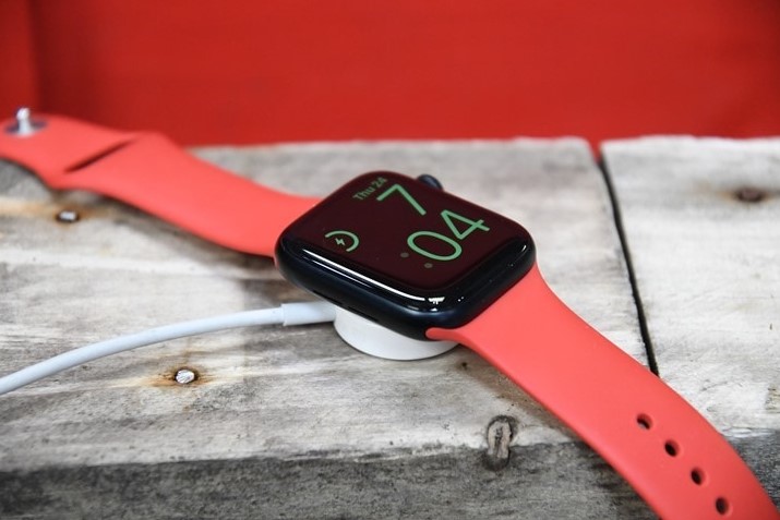 Watch SE (2nd Gen) or Apple Watch Series 10