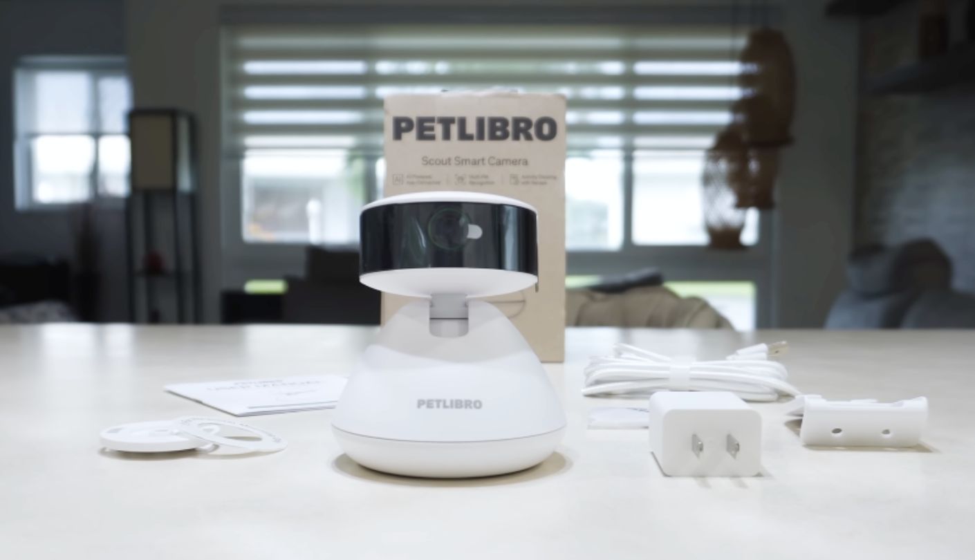 PETLIBRO AI Dog camera with night vision